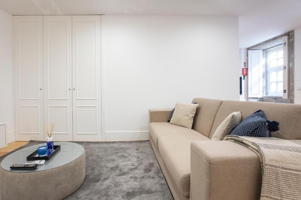 Elegant Downtown 1Br Flat W/ Ac By Lovelystay Porto Eksteriør bilde