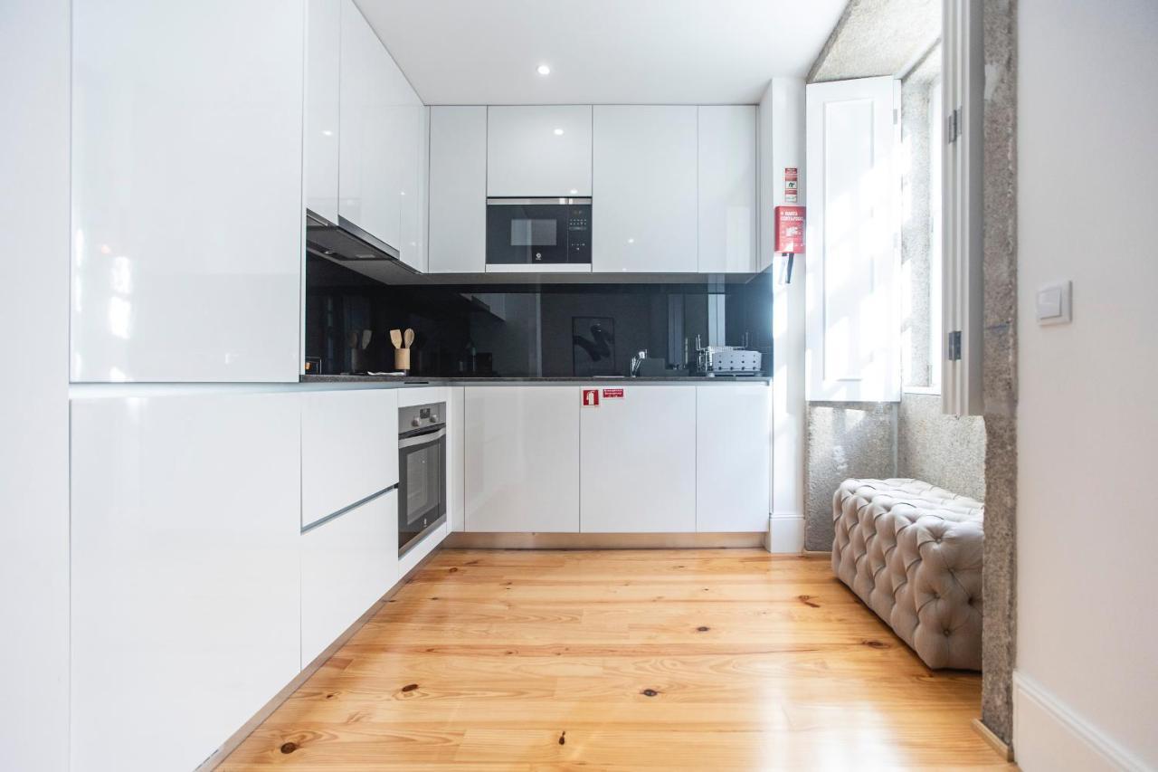 Elegant Downtown 1Br Flat W/ Ac By Lovelystay Porto Eksteriør bilde