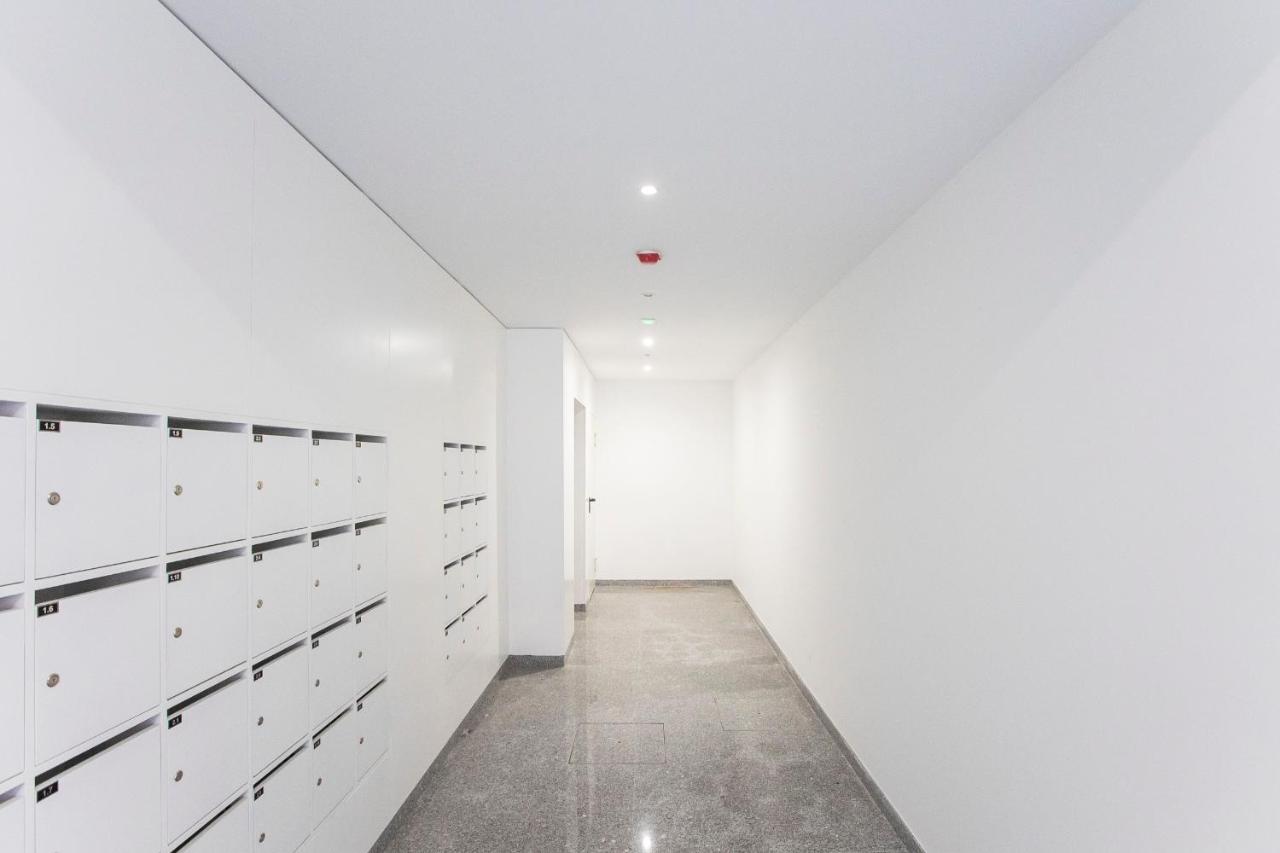 Elegant Downtown 1Br Flat W/ Ac By Lovelystay Porto Eksteriør bilde